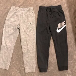 Boys Medium Nike joggers